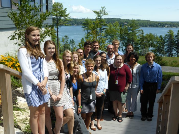 2014 REU students outside on steps.