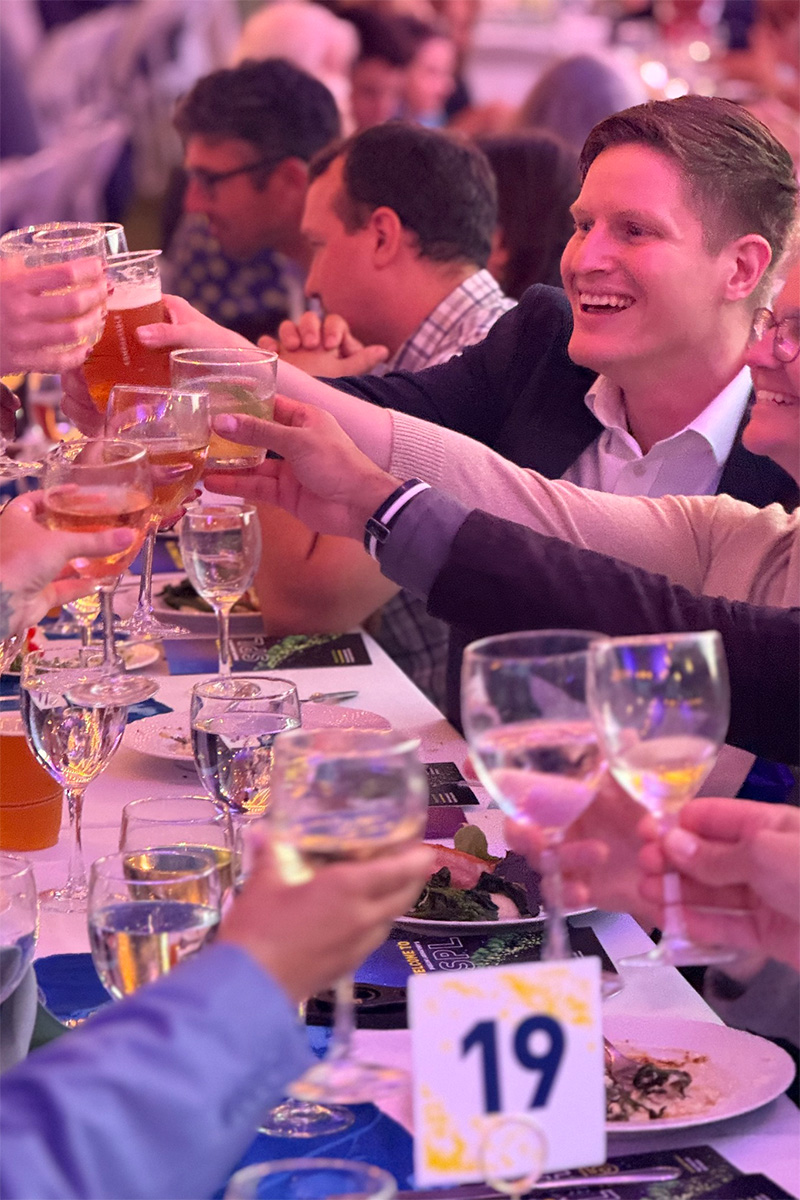 Big Spl;ash attendees sharing a toast
