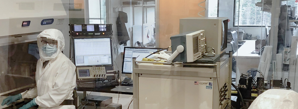 Senior Research Scientist Nicole Poulton in the Clean Lab at Bigelow Laboratory